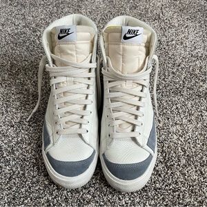 Nike Mens Blazers shoes